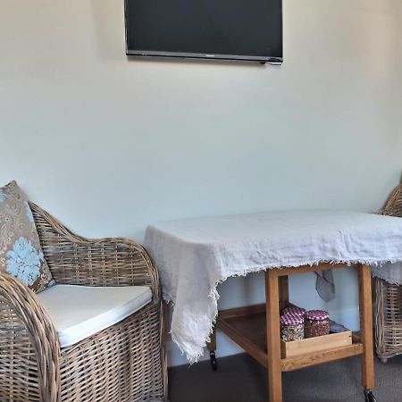 Lavender Lodge Тауранга Екстериор снимка