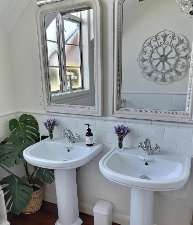 Lavender Lodge Тауранга Екстериор снимка